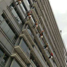 上海萬(wàn)科翡翠濱江高空外墻清洗工程